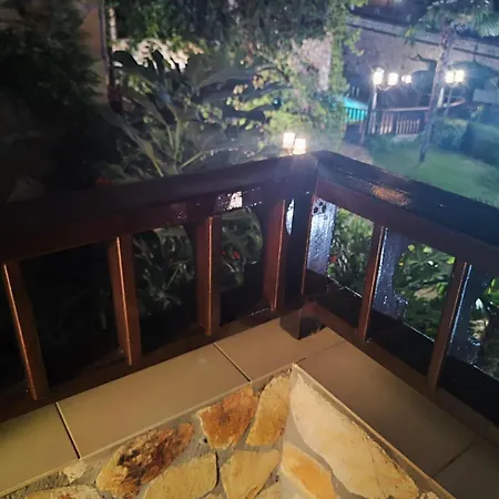 Апартаменты Pecani Perla Del Mar - Coastal Art