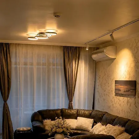 Pecani Perla Del Mar - Coastal Art Residence, Marina Dinevi Etara 1