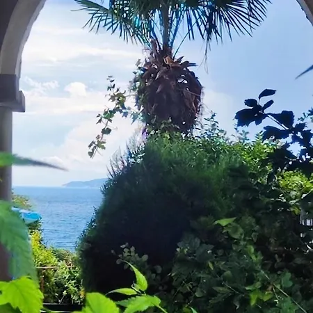 Pecani Perla Del Mar - Coastal Art Residence, Marina Dinevi Etara 1 Sveti Vlas