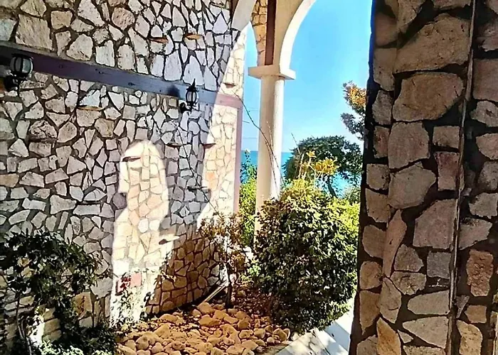 Pecani Perla Del Mar - Coastal Art *