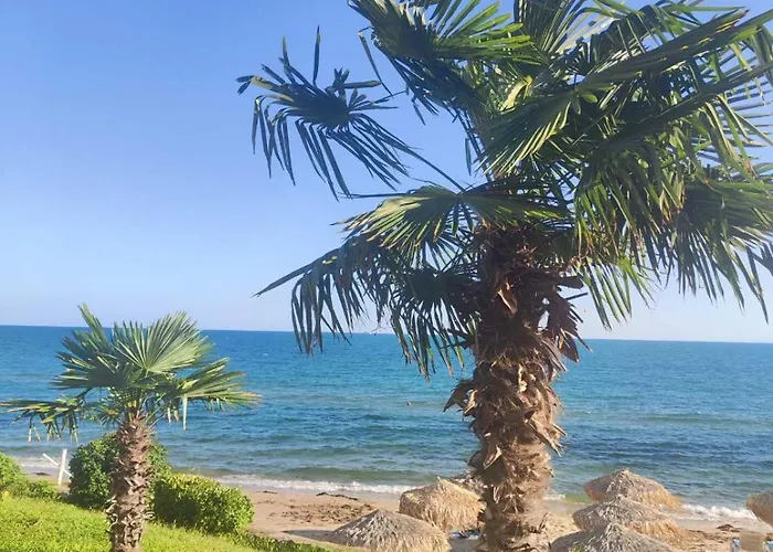 Апартаменты Pecani Perla Del Mar - Coastal Art *