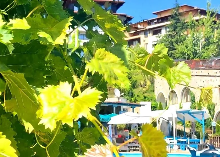 Pecani Perla Del Mar - Coastal Art Апартаменты Свети-Влас